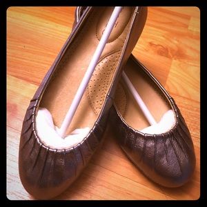Kid /women’s Me Too Metallic leather ballet flats